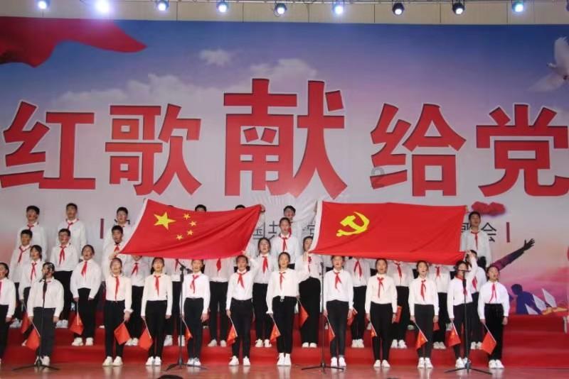 大年初一,无论贫富,记得在桌上摆这8种“好运果”,龙年行大运